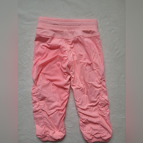 Ivivva by Lululemon Capri pants Kids size 8 - Picture 2 of 10